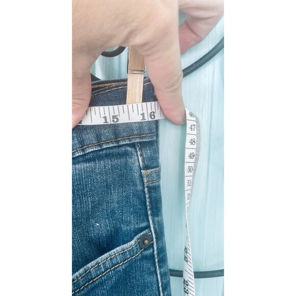 Levis 514 Mens 32x34 Medium Wash Distressed Straight Leg Denim Blue Jeans - Picture 5 of 13